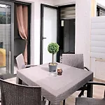 Luxury At Mackenzie With Private Parking And Balcony *