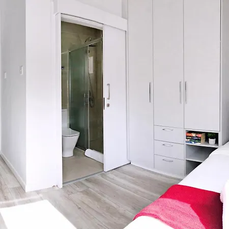 Luxury At Mackenzie With Private Parking And Balcony Daire Larnaca