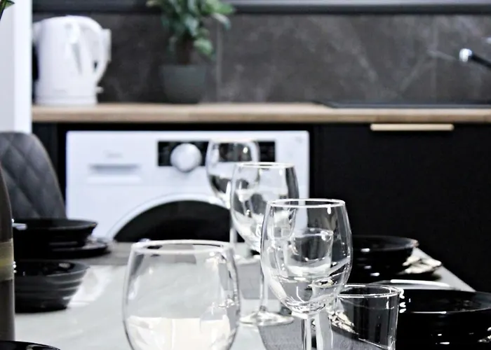 Luxury At Mackenzie With Private Parking And Balcony Apartamento Lárnaca