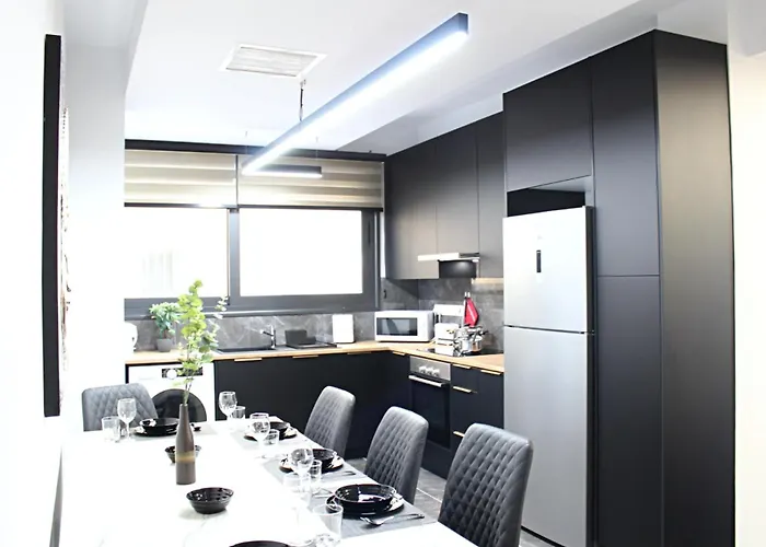 Luxury At Mackenzie With Private Parking And Balcony Lárnaca