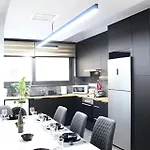Luxury At Mackenzie With Private Parking And Balcony Larnaka